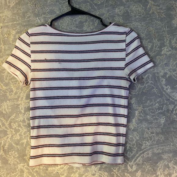 Button down crop top - Picture 3 of 3